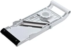 Mandoline Benriner Super, 951110, 9,5 Cm 11 Mandoline Benriner Super, 951110, 9,5 Cm -Chic Couteaux Magasin BEN951110 03 benriner mandoline super ben951110 03