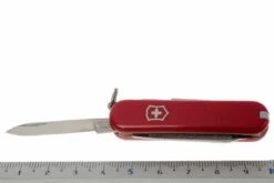 Victorinox Signature Rouge 0.6225 Couteau Suisse -Chic Couteaux Magasin VT 06225 04 victorinox signature rood vt06225 d4