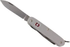 Victorinox Pioneer X Argent 0.8231.26 Couteau Suisse -Chic Couteaux Magasin VT0 8231 26 04 victorinox pioneer x vt0 8231 26 04
