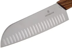Victorinox Swiss Modern Santoku 17 Cm -Chic Couteaux Magasin VT6 9050 17KG 03 victorinox vt6 9050 17kg 03