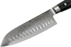 Yaxell Ran 36018 Santoku Avec Alvéoles 16.5 Cm 9 Yaxell Ran 36018 Santoku Avec Alvéoles 16.5 Cm -Chic Couteaux Magasin YL36018 03 yaxell